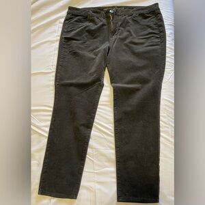 American eagle olive green corduroy pants size 20